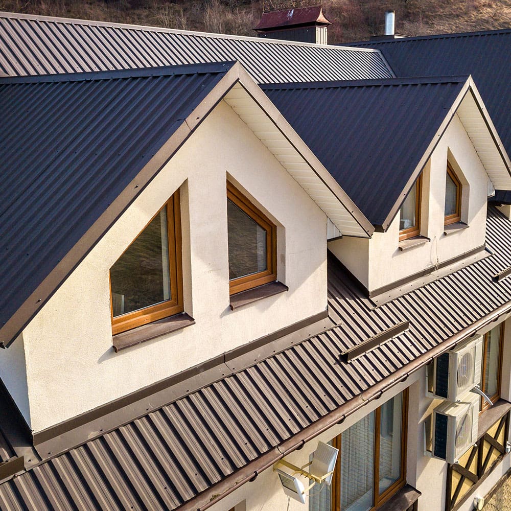 square_0001_Roofing-&-Gutters-Steel-Roof-Installation